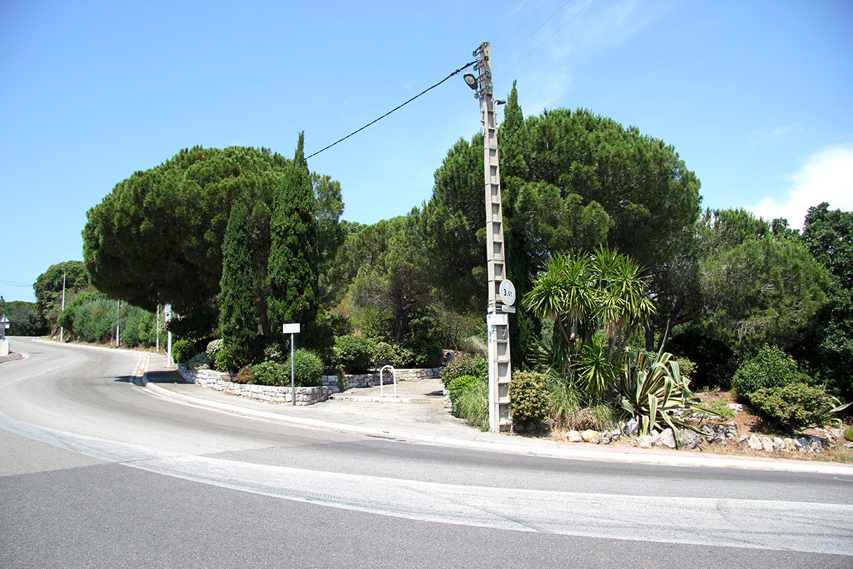 Croix des gardes - Square Marcel Pagnol - Vue depuis l'appartement - Bleu Regard