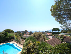 PXL_20240730_121945309M